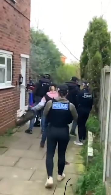 Watch police raid homes and find Class A drugs and machete